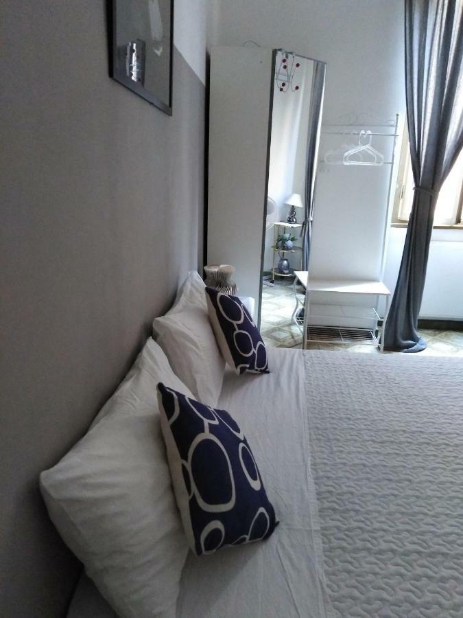 Trastevere Corner Eight Hotel โรม ภายนอก รูปภาพ